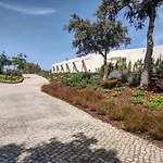 Hotel apartamentowy Sunny Hill