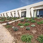 Sunny Hill Aparthotel