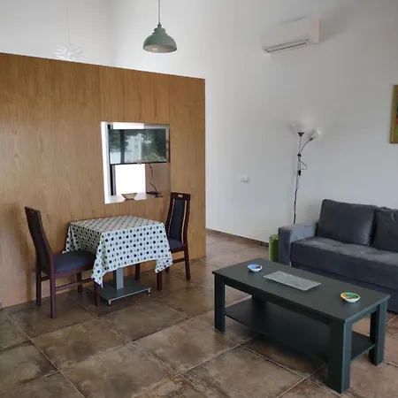 Sunny Hill מונקאראפאצ'ו