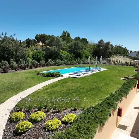 מלון דירות Sunny Hill מונקאראפאצ'ו