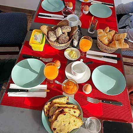 Sunny Hill 4* Монкарапашу